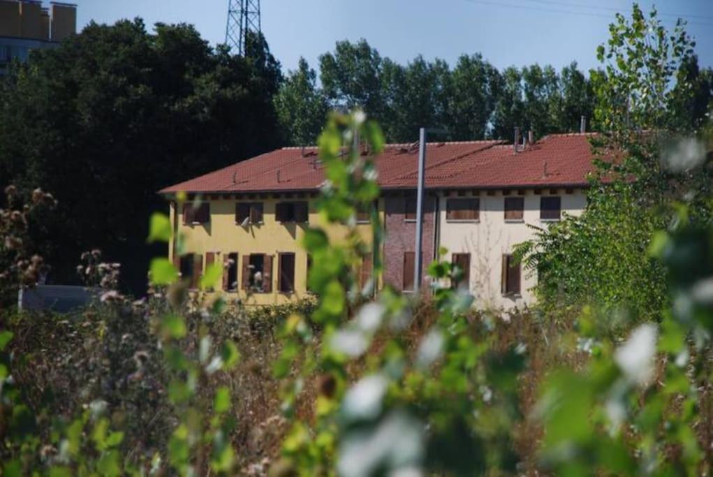 Appartamento Unico A Bologna Con 3 Camere E Parcheggio Gratuito Экстерьер фото