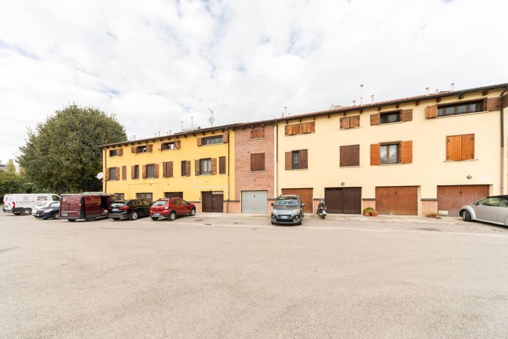 Appartamento Unico A Bologna Con 3 Camere E Parcheggio Gratuito Экстерьер фото